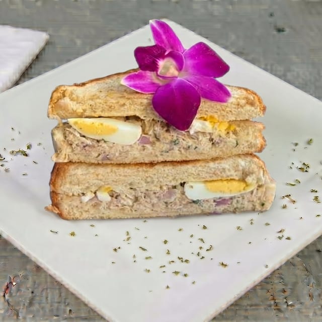 Tuna Egg Sandwich.