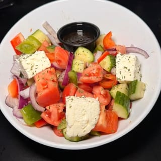 #33B Greek Salad