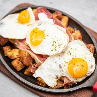#77 Huevos Rotos