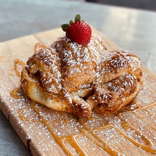 Big Dulce de leche croissant