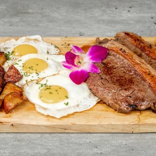 #46 Super Steak N’ Eggs (8 Oz)
